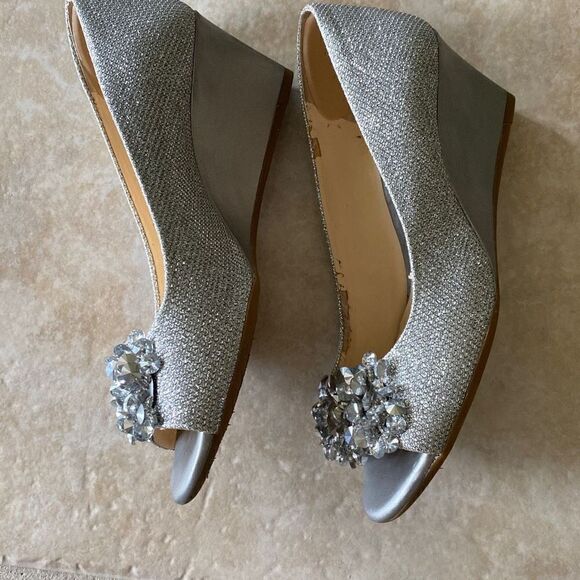 Alex Marie Silver Platform Shoes, Size 6.5M - Picture 3 of 10
